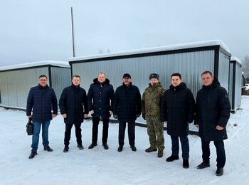 Делегация Кировского района посетила воинскую часть