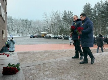 На Невском пятачке почтили память защитников Ленинграда!