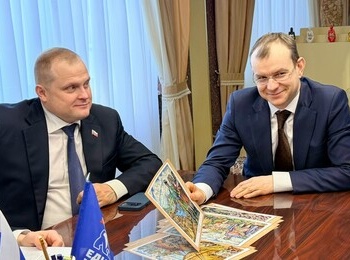 Депутаты Законодательного собрания Ленинградской области провели прием граждан