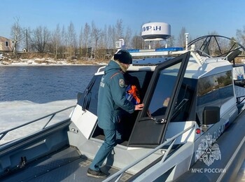 Службы МЧС отработали сценарии паводка и крупного пожара