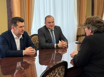 Депутат Законодательного собрания Ленинградской области Михаил Коломыцев провел приём граждан 
