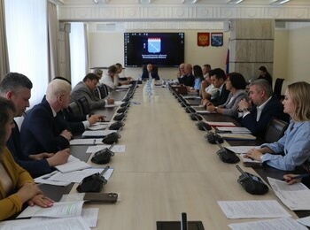 Депутаты Законодательного собрания Ленинградской области подняли вопрос о критической ситуации с водоснабжением в Кировске