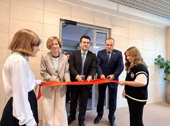 Торжественная линейка прошла в школе посёлка Приладожский